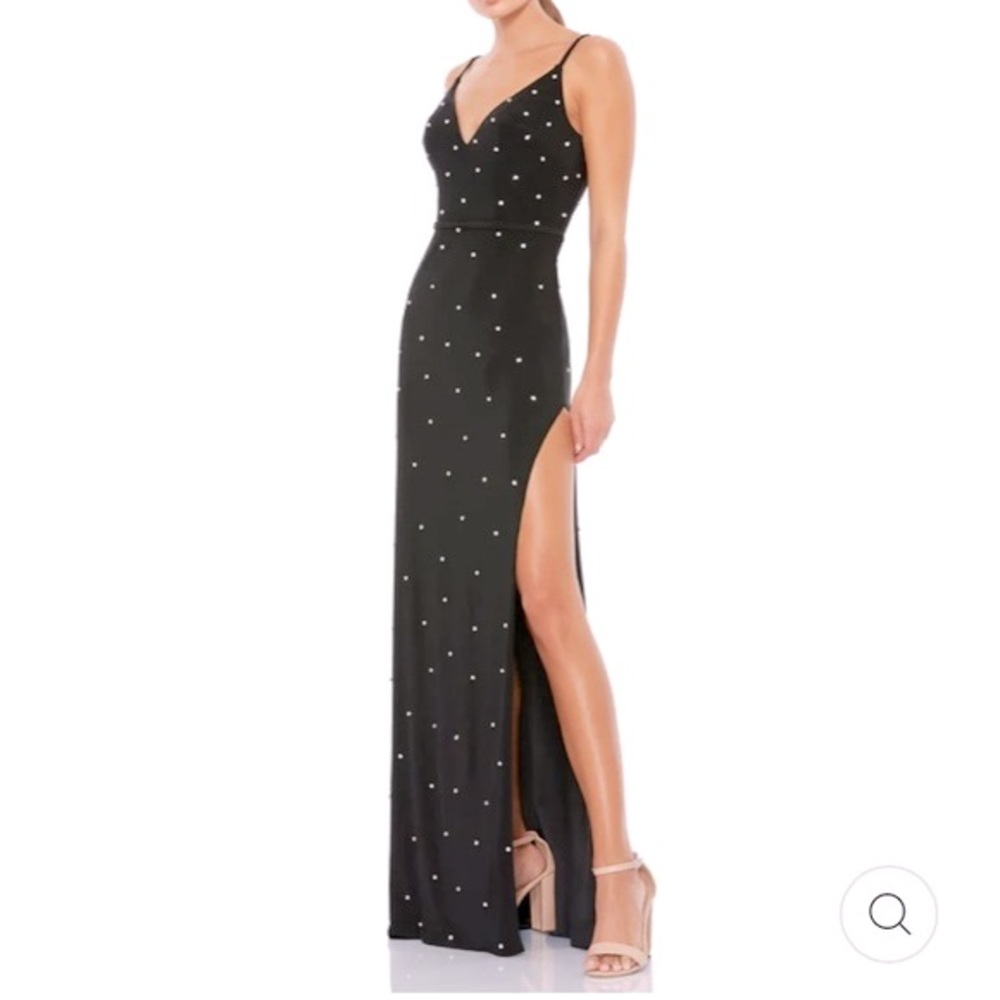 NWOT Ieena for Mac Duggal rhinestone covered jersey gown
